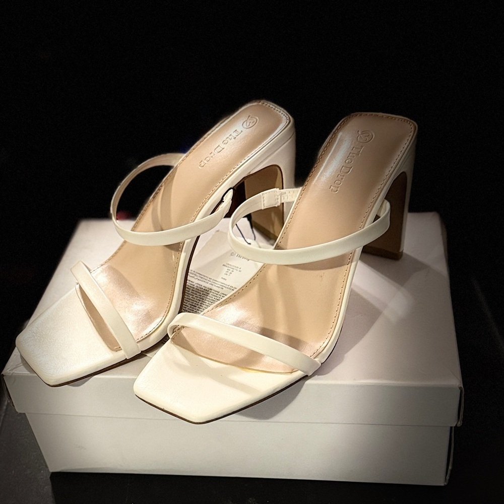 Chic Cream Heeled Sandals